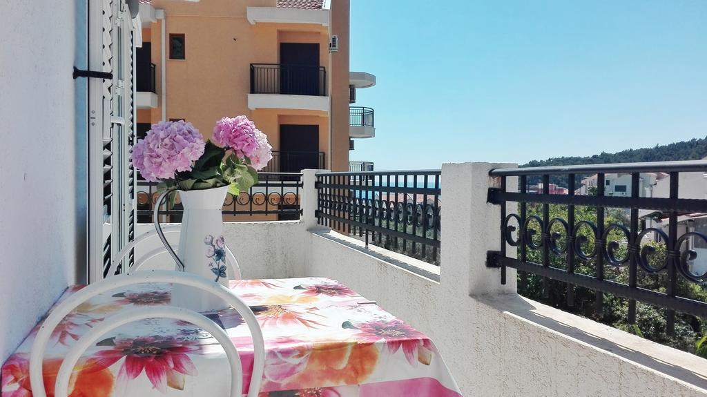 Apartments Gvozdenovic Petrovac Ngoại thất bức ảnh